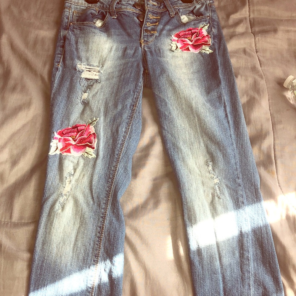 Light blue denim flower pants